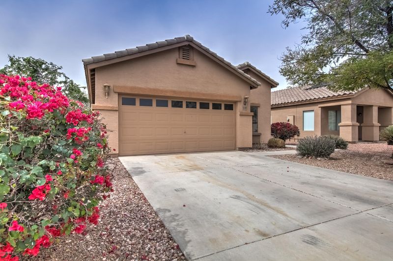 1026 S 7th Ave, Avondale, AZ 85323