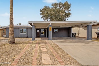 1026 Halstead Dr, Phoenix, AZ 85023