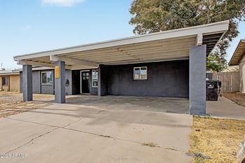 1026 Halstead Dr, Phoenix, AZ 85023