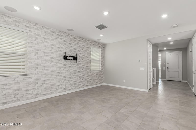 1026 Weatherby Way, Chandler, AZ 85286