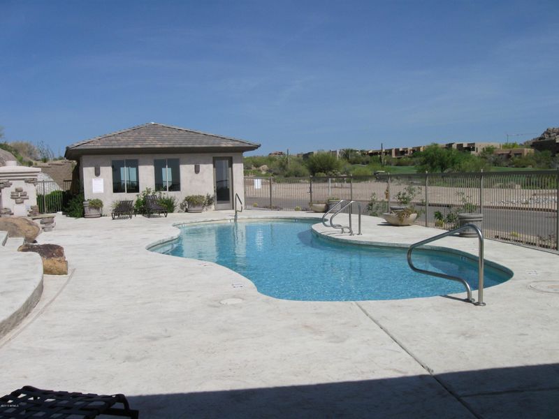 10260 E White Feather Ln #2018, Scottsdale, AZ 85262