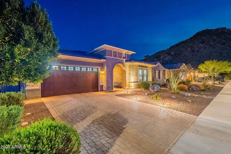 10260 Pinnacle Vista Dr, Peoria, AZ 85383