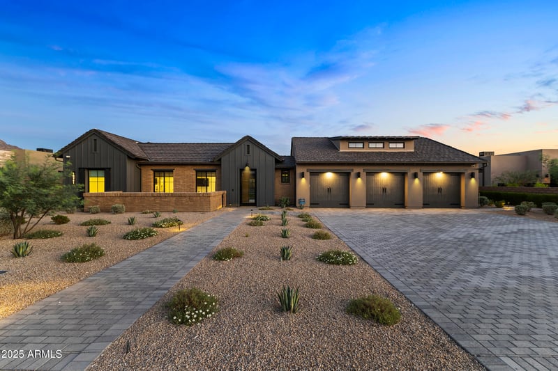 10261 De La O Rd, Scottsdale, AZ 85255
