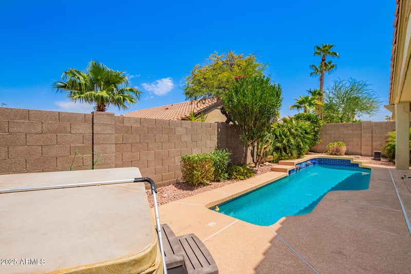 10261 Hopi Ln, Goodyear, AZ 85338