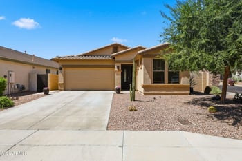 10262 Foothill Dr, Peoria, AZ 85383