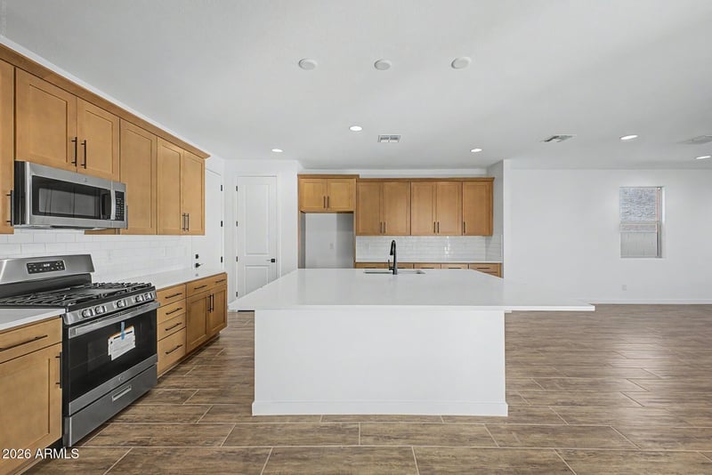 10269 S Cave Spring Trl, Apache Junction, AZ 85120