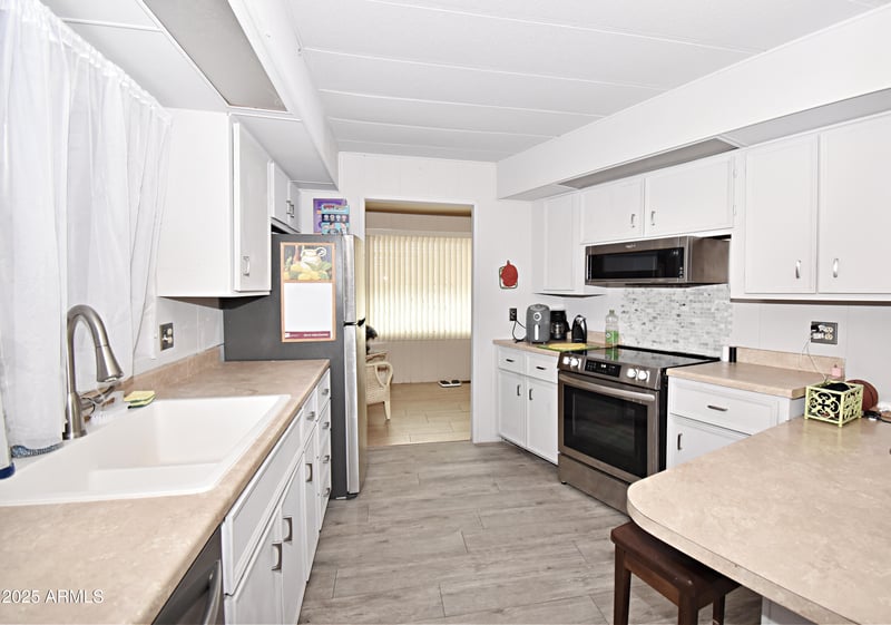1027 96th Pl, Mesa, AZ 85208