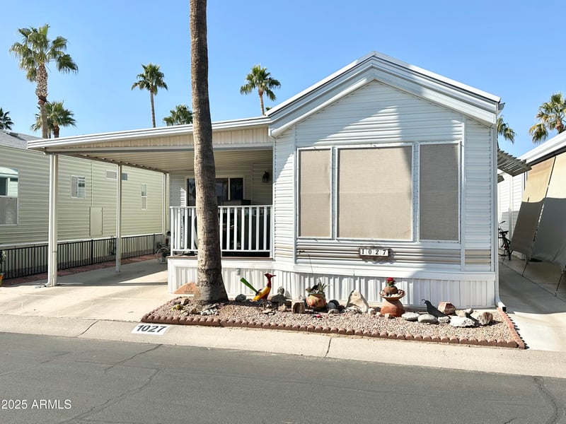 1027 Prospector Dr, Apache Junction, AZ 85119