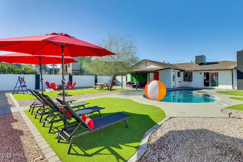 1027 Siesta Ln, Tempe, AZ 85281