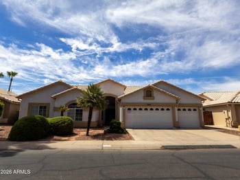 1027 W Grand Caymen Dr, Gilbert, AZ 85233