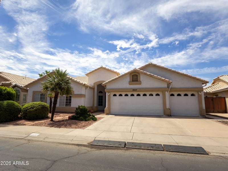 1027 W Grand Caymen Dr, Gilbert, AZ 85233