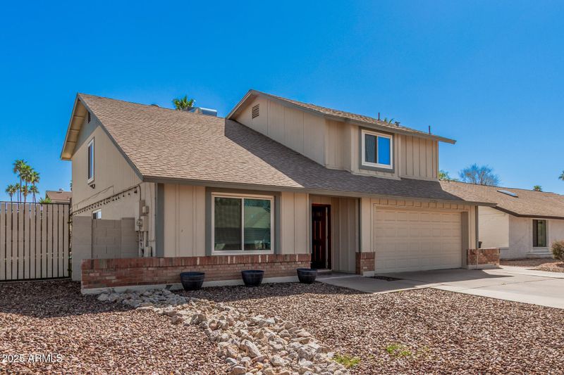 1027 W Natal Ave, Mesa, AZ 85210