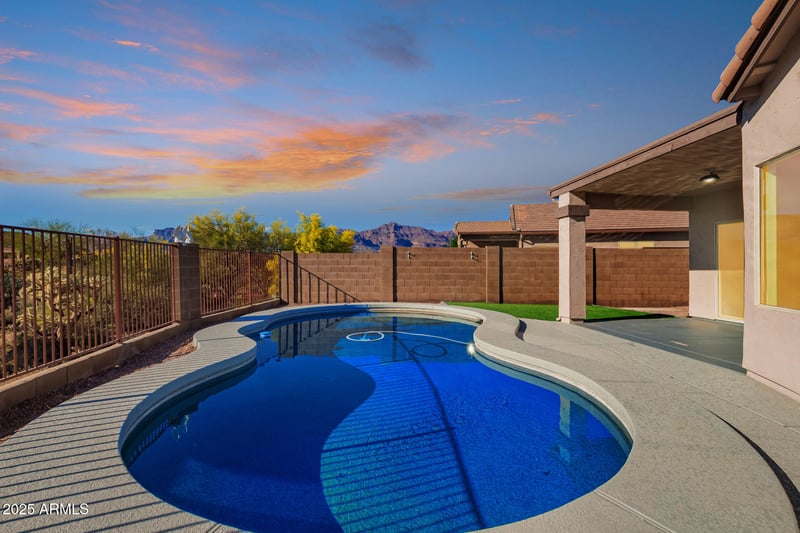 10276 Meandering Trail Ln, Gold Canyon, AZ 85118