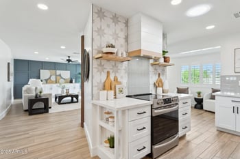 1028 Manzanita Dr, Phoenix, AZ 85020