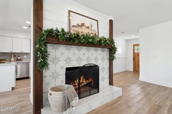 1028 Manzanita Dr, Phoenix, AZ 85020