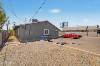 1028 27th St, Phoenix, AZ 85008