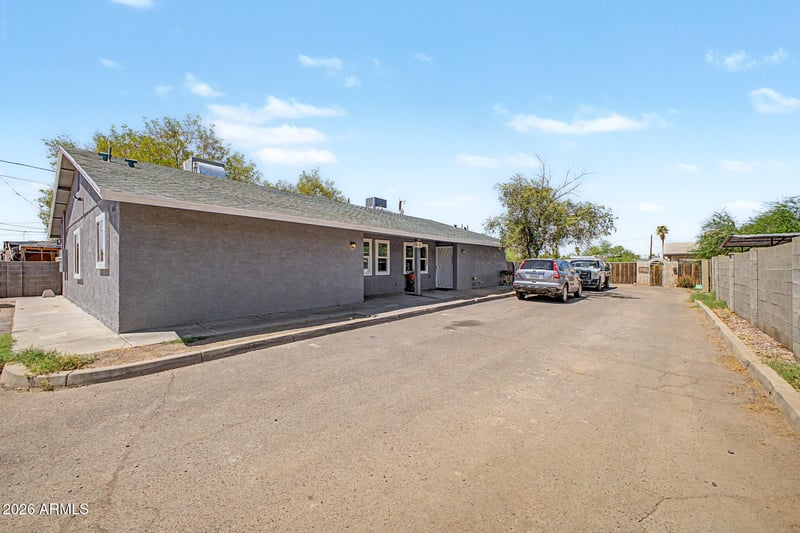 1028 N 27th St, Phoenix, AZ 85008