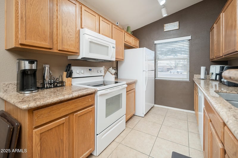 10281 94th Dr, Peoria, AZ 85345