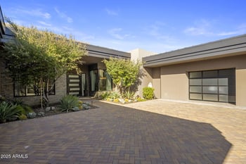 10284 Running Deer Trl, Scottsdale, AZ 85262