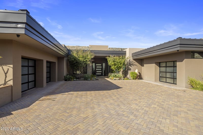 10284 Running Deer Trl, Scottsdale, AZ 85262