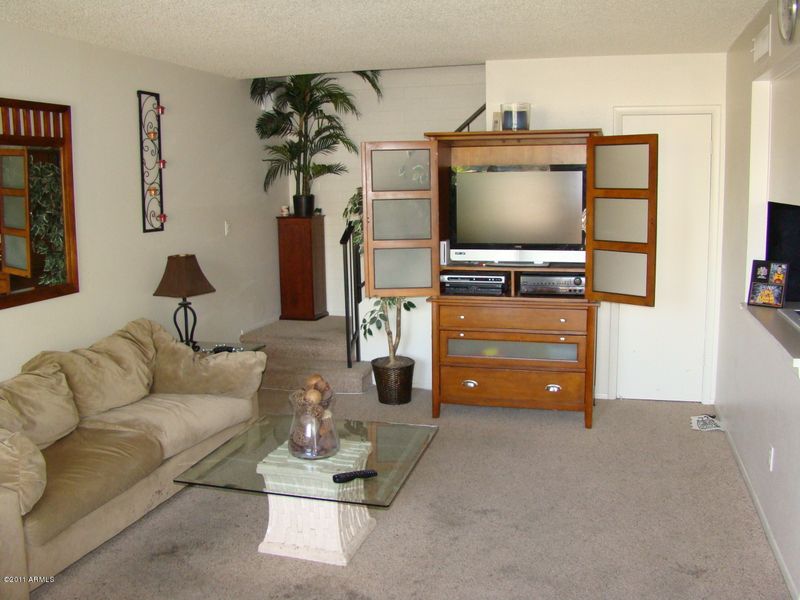 1029 E Redfield Rd, Tempe, AZ 85283