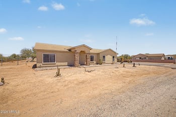 10296 E Prairie Hawk Ln, San Tan Valley, AZ 85143