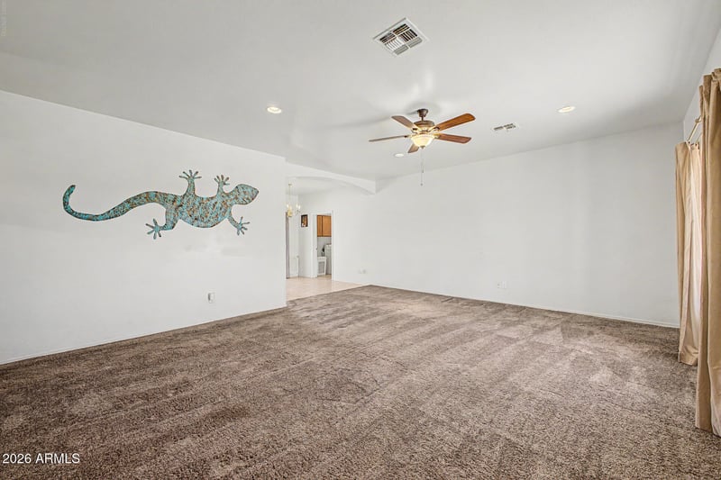 10296 Prairie Hawk Ln, San Tan Valley, AZ 85143