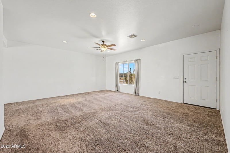 10296 Prairie Hawk Ln, San Tan Valley, AZ 85143