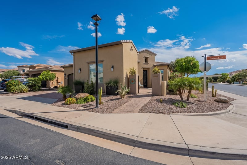 103 Atacama Ln, Queen Creek, AZ 85140