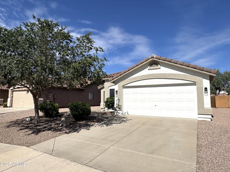 103 Noble St, Mesa, AZ 85208