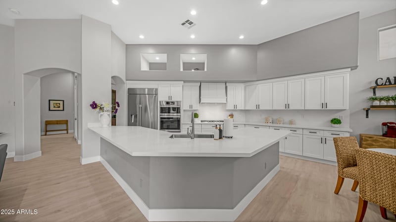 103 Vista Ave, Phoenix, AZ 85021
