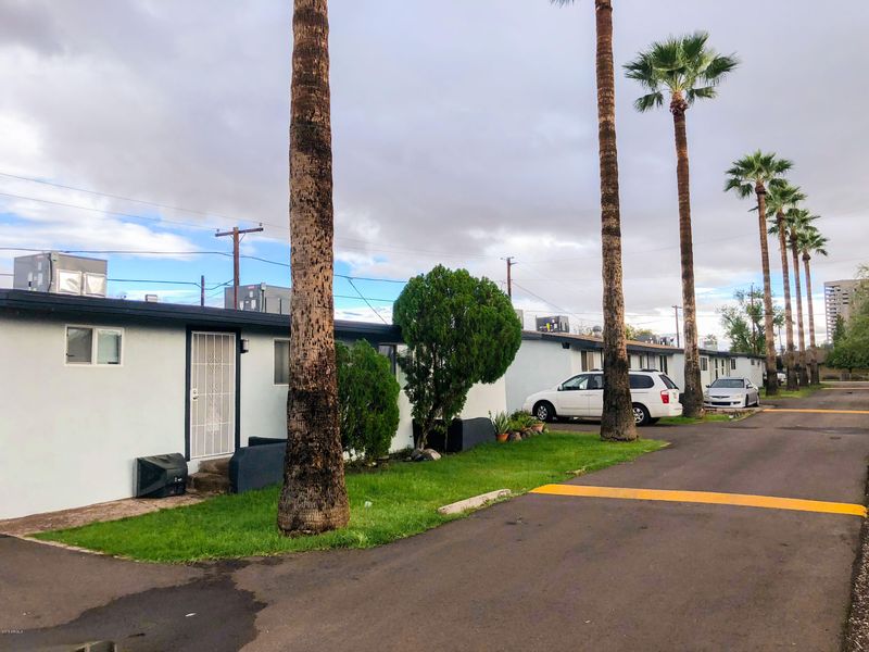 1030 E Fairmount Ave, Phoenix, AZ 85014