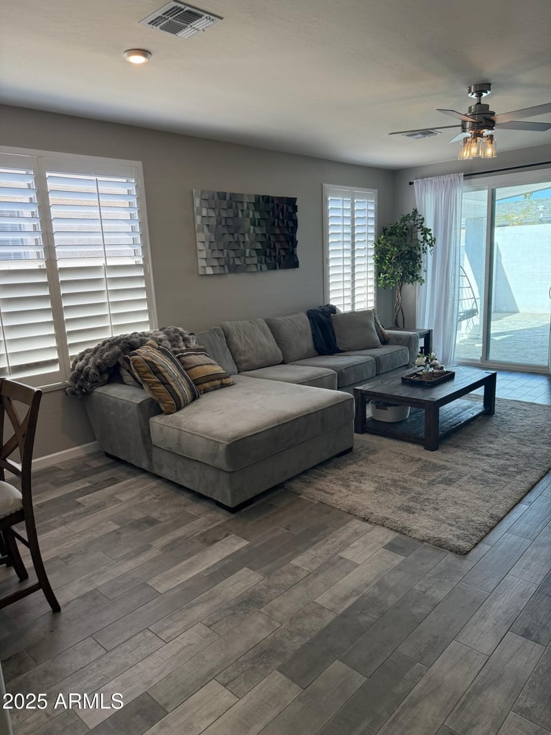 1030 E Susan Ln, Tempe, AZ 85288