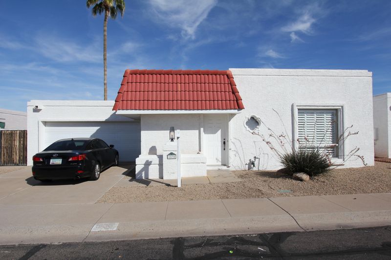 1030 E Villa Rita Dr, Phoenix, AZ 85022