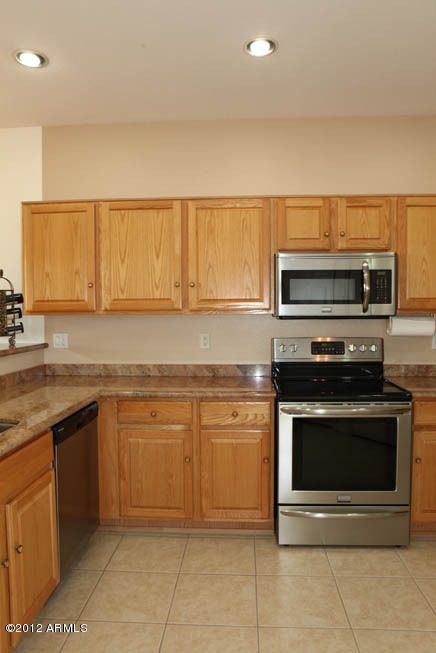 1030 E Westchester Dr, Chandler, AZ 85249