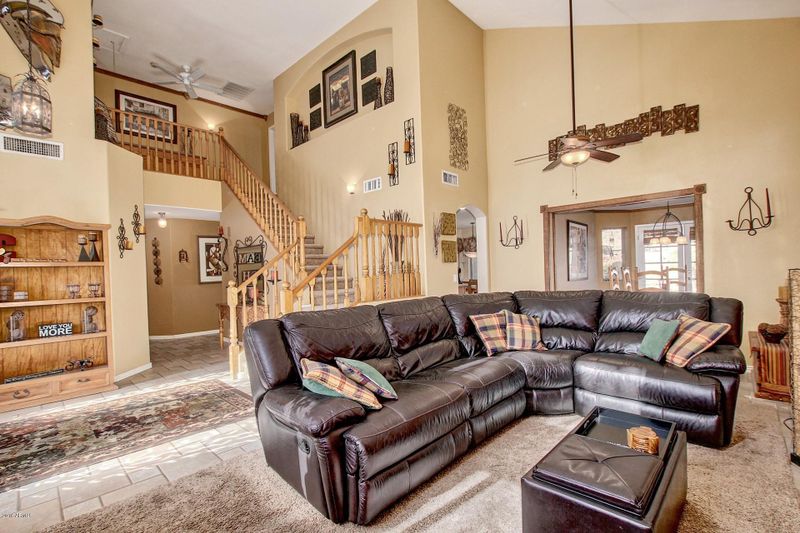 1030 E Windsor Dr, Gilbert, AZ 85296