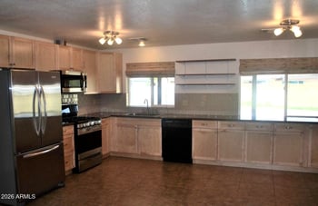 1030 Fairfield St, Mesa, AZ 85203