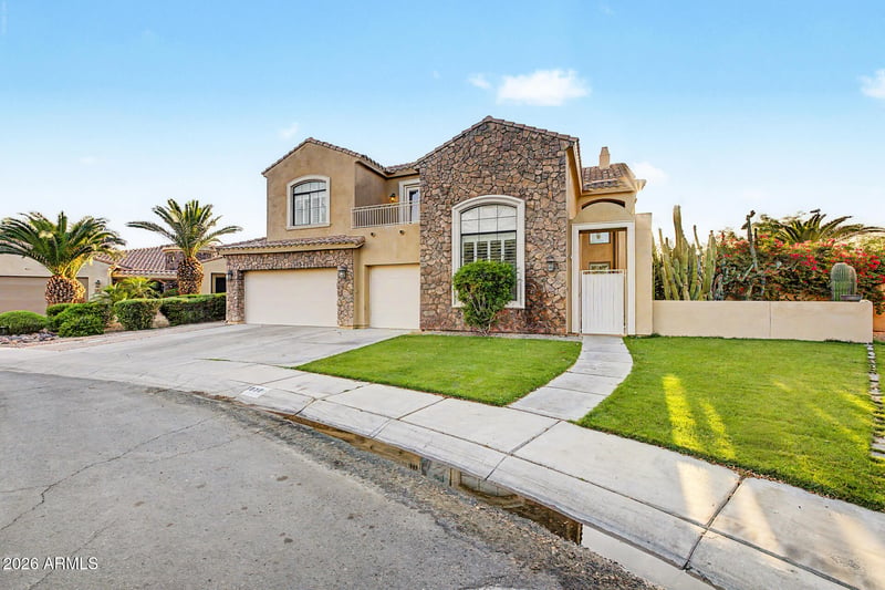 1030 W Calypso Ct, Gilbert, AZ 85233