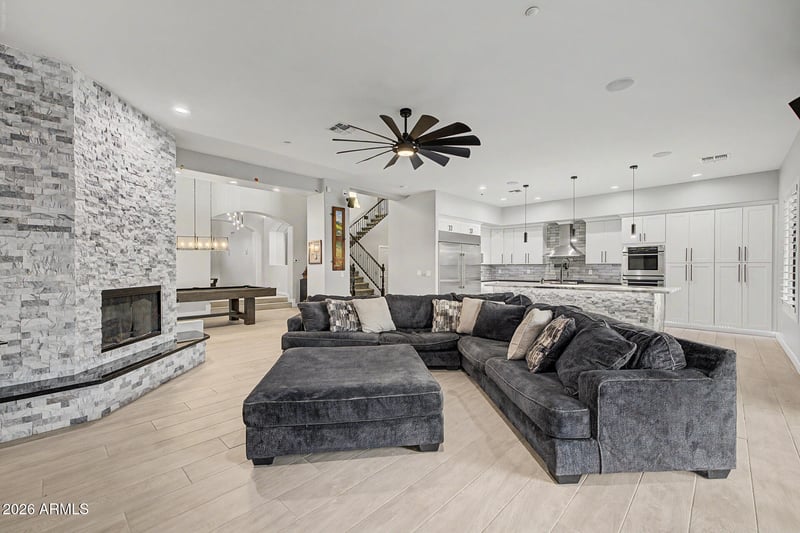1030 W Calypso Ct, Gilbert, AZ 85233