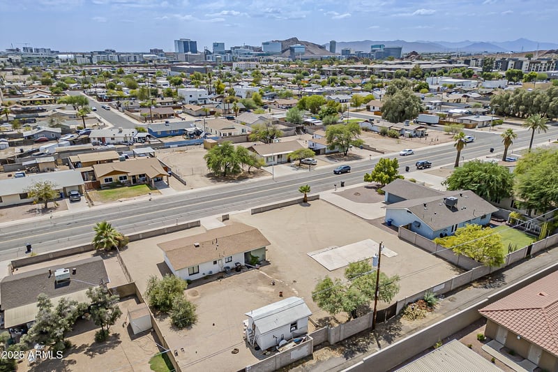 1030 Weber Dr, Tempe, AZ 85288