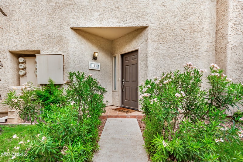 10301 70th St #103, Paradise Valley, AZ 85253