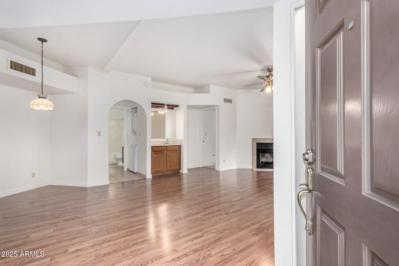 10301 70th St #103, Paradise Valley, AZ 85253