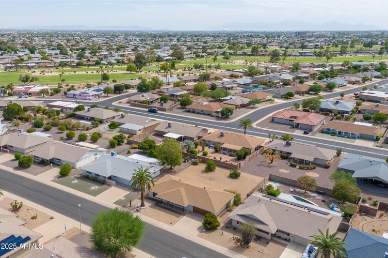 10301 Charter Oak Dr, Sun City, AZ 85351