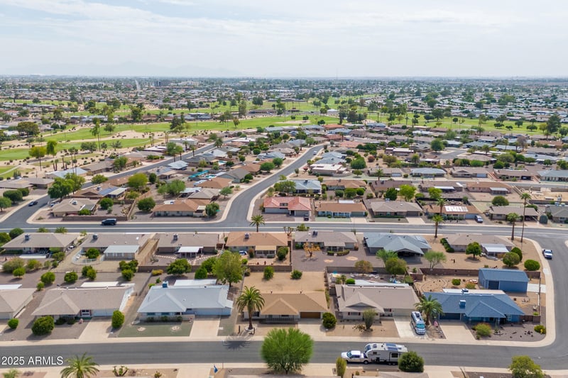 10301 Charter Oak Dr, Sun City, AZ 85351