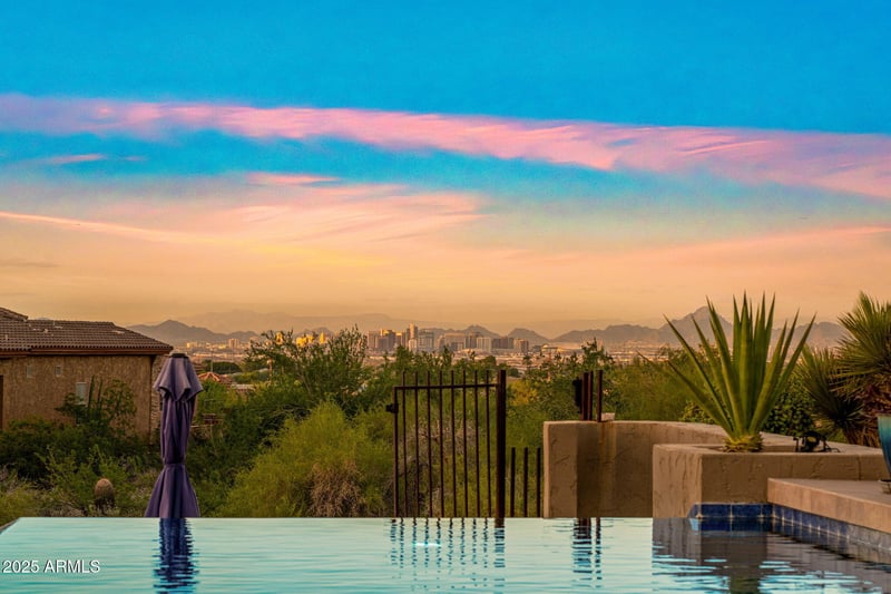 10302 16th Ave, Phoenix, AZ 85041