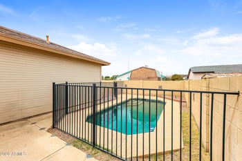10302 88th Dr, Peoria, AZ 85345