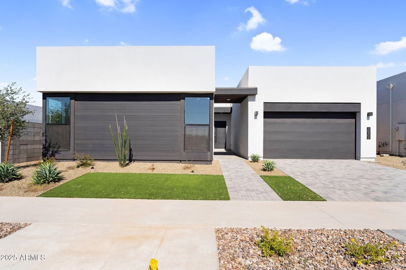 10302 Utah Ave, Mesa, AZ 85212