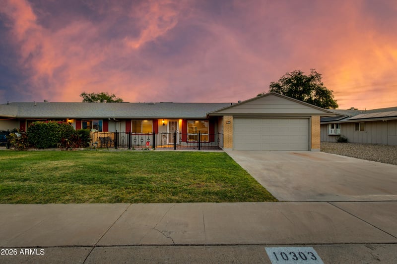 10303 Bright Angel Cir, Sun City, AZ 85351
