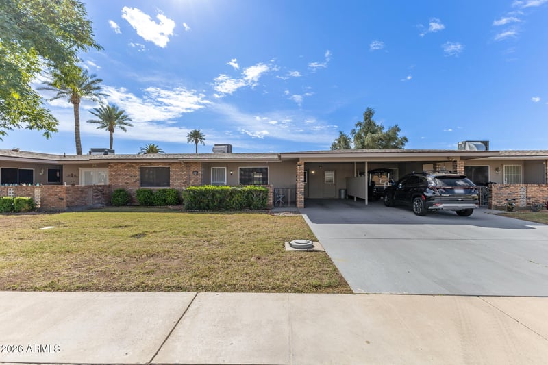 10303 Deanne Dr, Sun City, AZ 85351