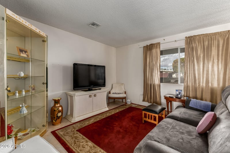 10303 Deanne Dr, Sun City, AZ 85351